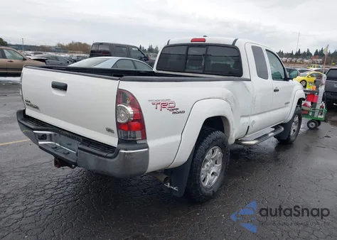 2011 Toyota Tacoma Base V6 из США, поврежденный, VIN 5TFUU4EN6BX011919